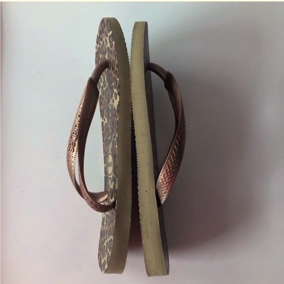 Havaianas Leopard Print Flip Flops - Picture 7 of 9